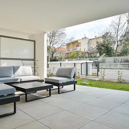 Appartement T3 Neuf – C13 - Jardin-terrasse Et Piscine – Accès Direct Plages Et Centre Village Saint-Cyr-sur-Mer